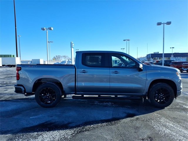 2026 Chevrolet Silverado 1500 RST photo 2