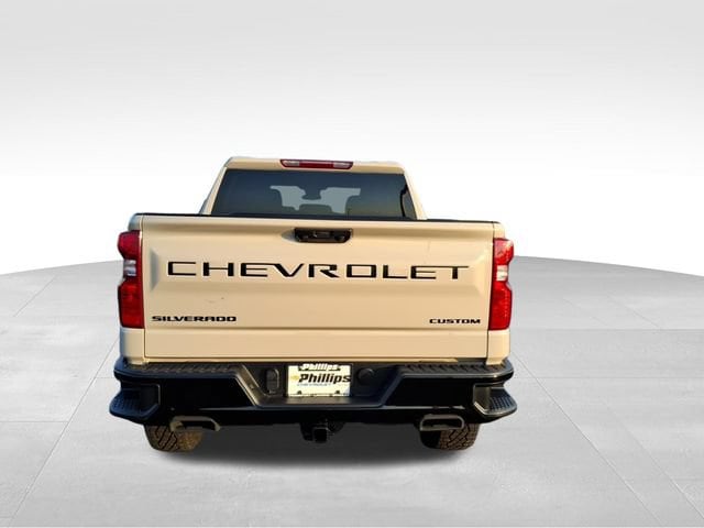 2026 Chevrolet Silverado 1500 Custom Trail Boss - Photo 3