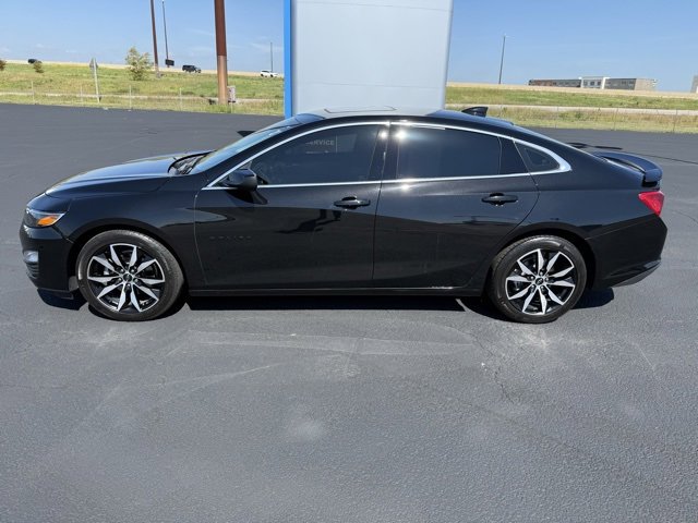 2024 Chevrolet Malibu RS photo 2