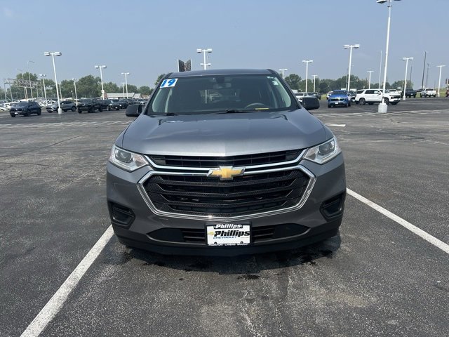 Used 2019 Chevrolet Traverse LS with VIN 1GNERFKW0KJ125455 for sale in Bourbonnais, IL