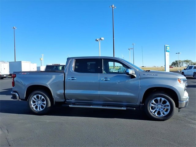 2026 Chevrolet Silverado 1500 LTZ photo 2