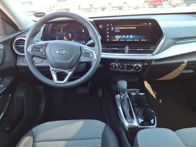 2026 Chevrolet Trax LT - Photo 12