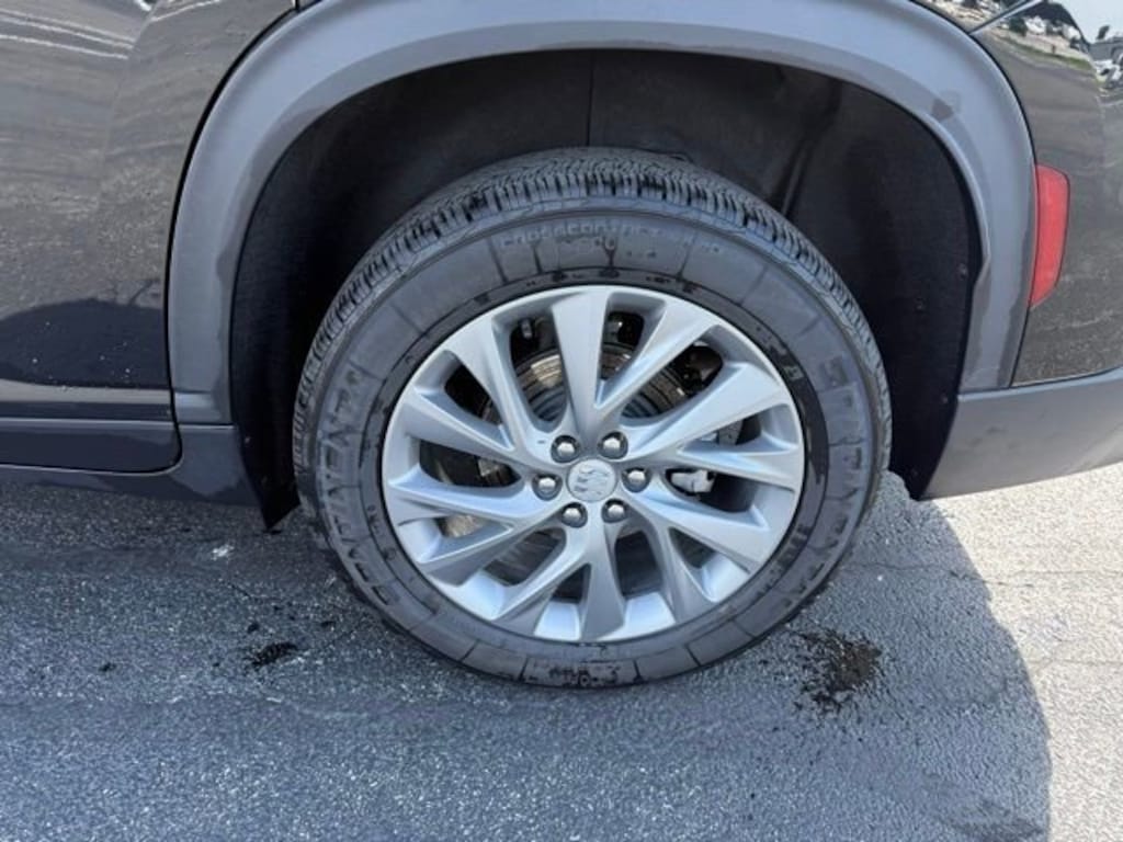 Used 2025 Buick Enclave Preferred SUV