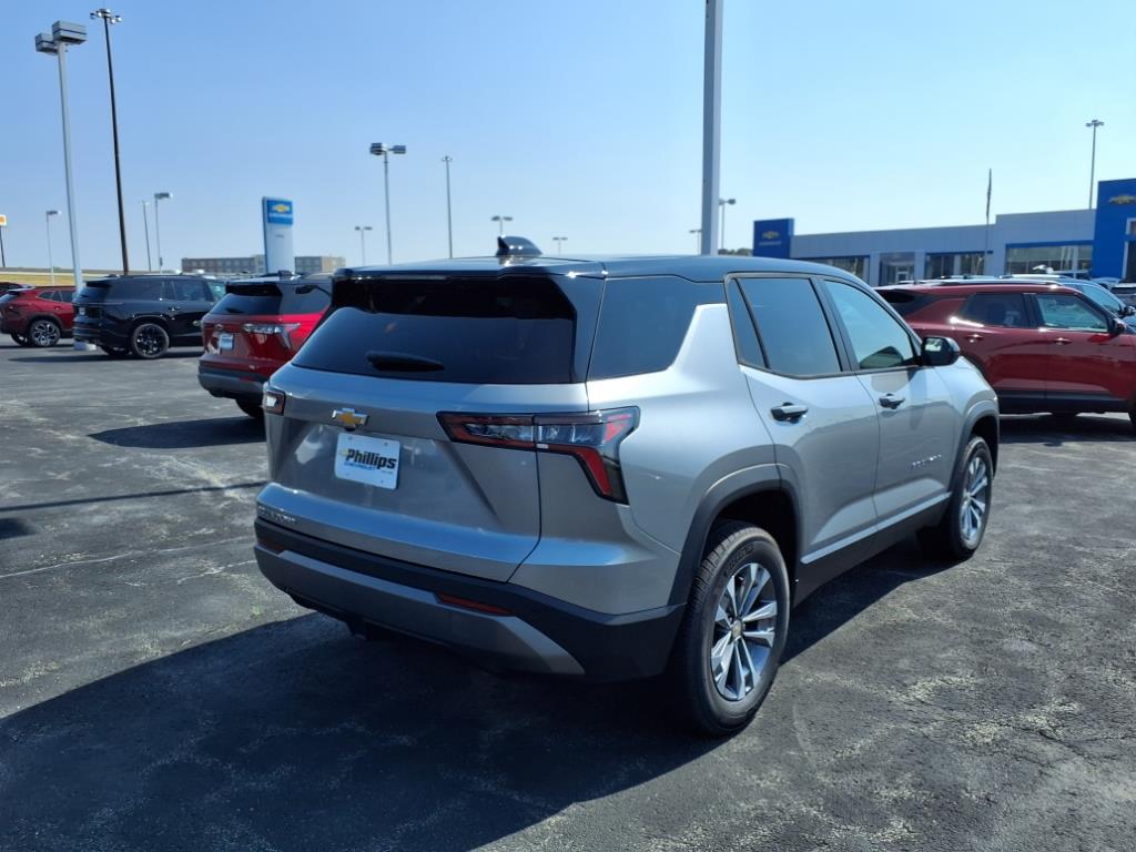 2026 Chevrolet Equinox LT photo 3