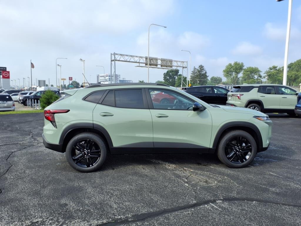 New 2025 Chevrolet Trax Activ SUV