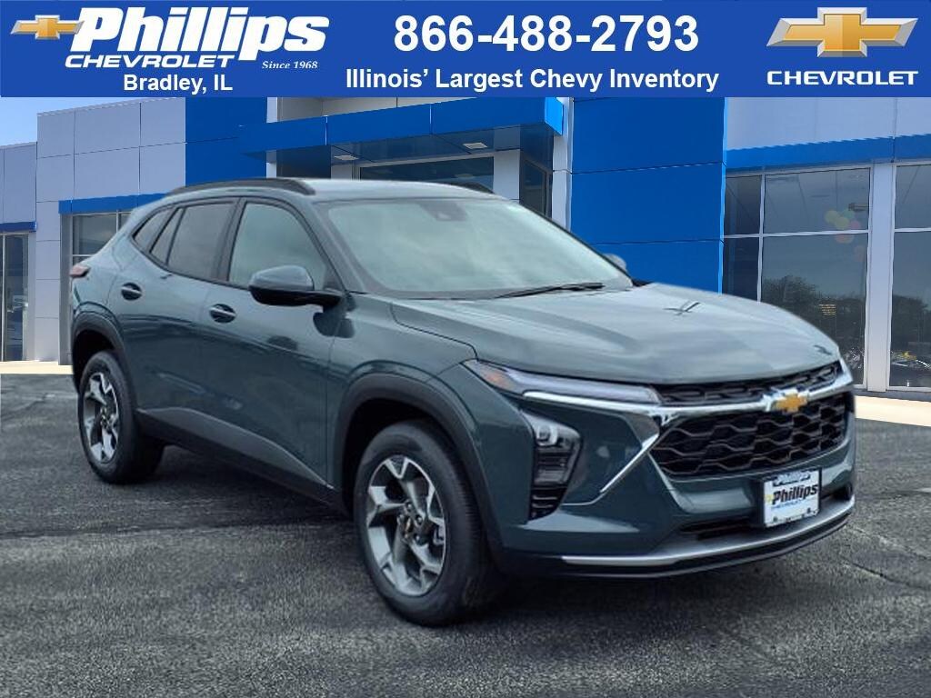 New 2025 Chevrolet Trax LT SUV
