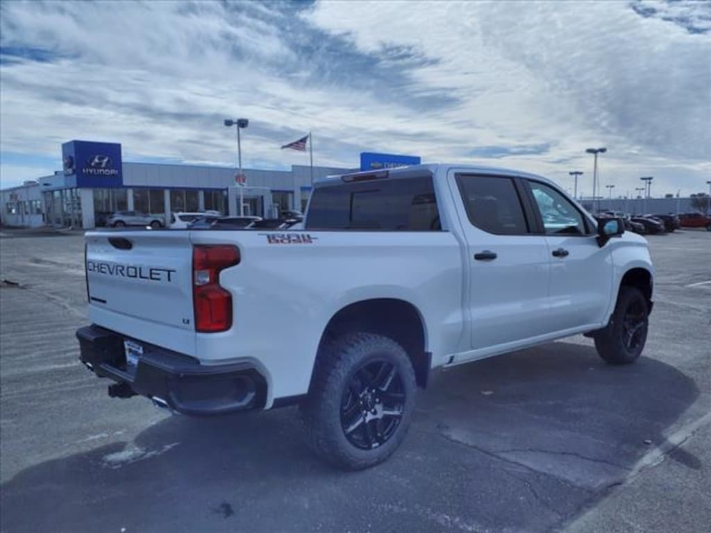 New 2025 Chevrolet Silverado 1500 LT Trail Boss Truck Crew Cab