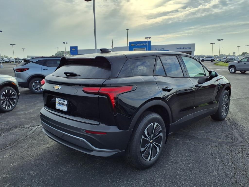 2025 Chevrolet Blazer EV photo 3