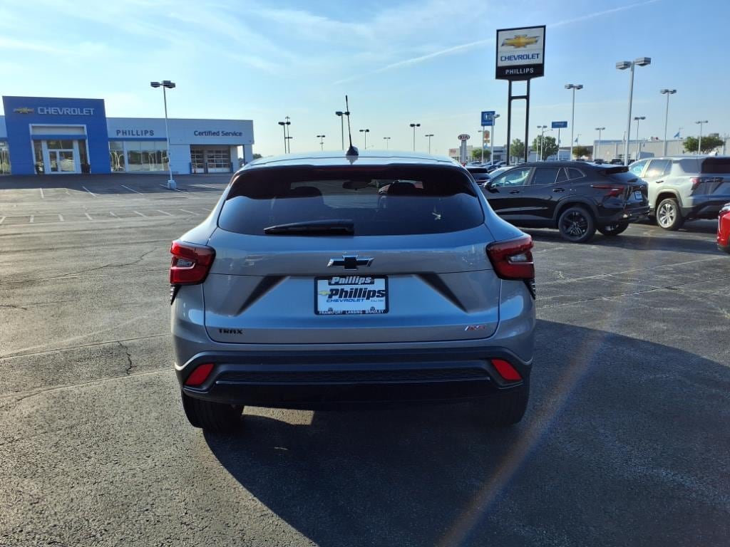 New 2025 Chevrolet Trax 1RS SUV