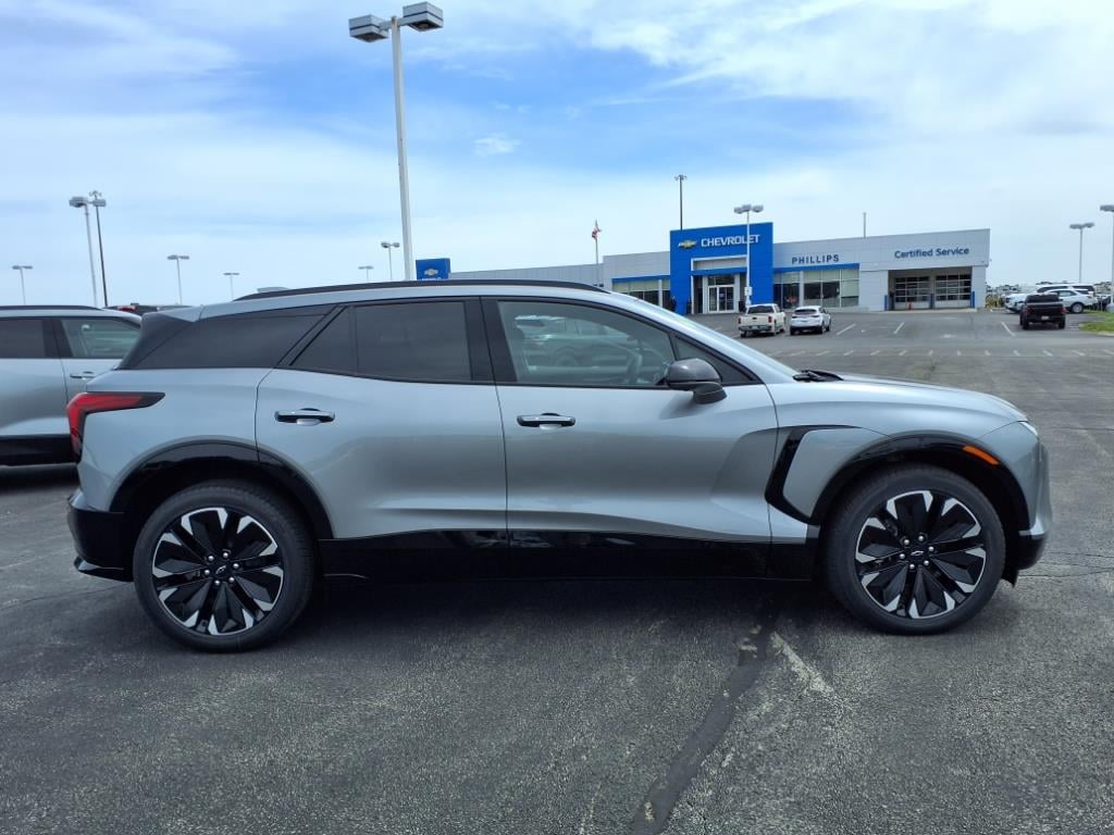 New 2025 Chevrolet Blazer EV RS SUV