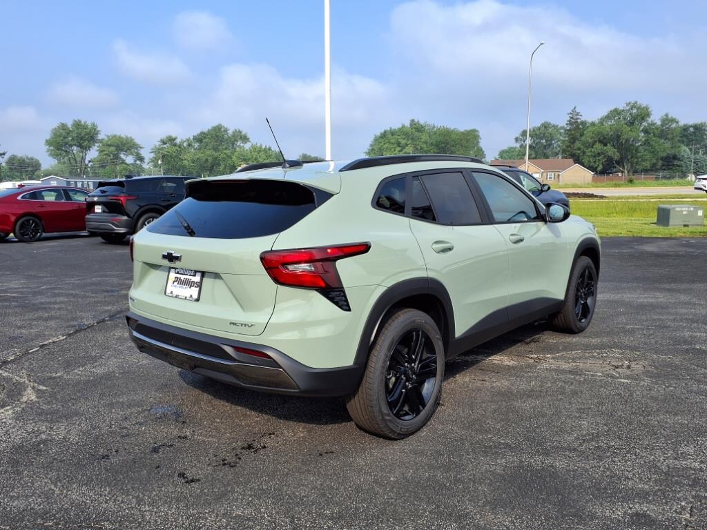 New 2025 Chevrolet Trax Activ SUV