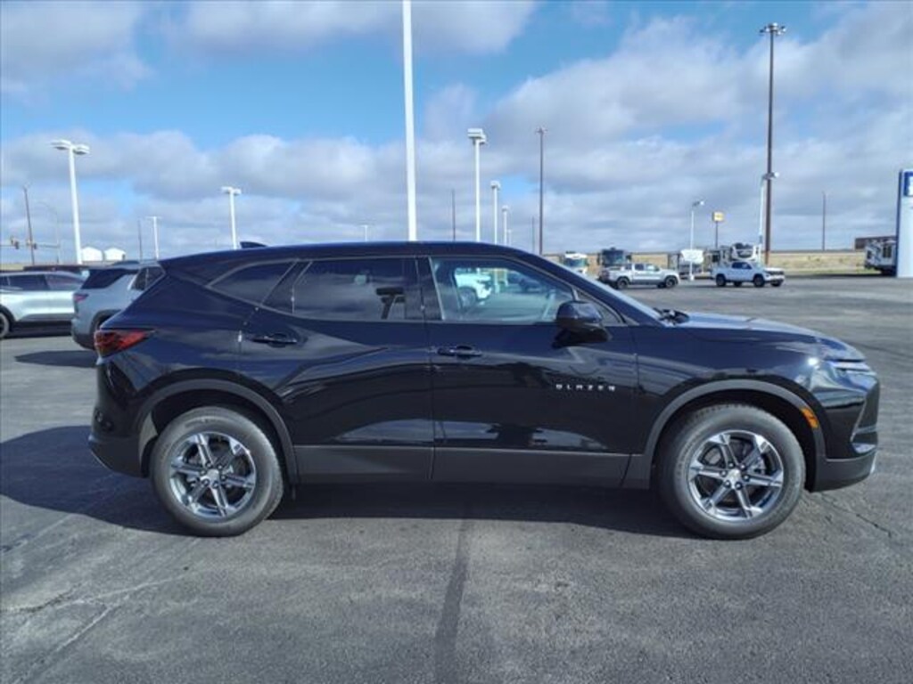 New 2025 Chevrolet Blazer LT SUV