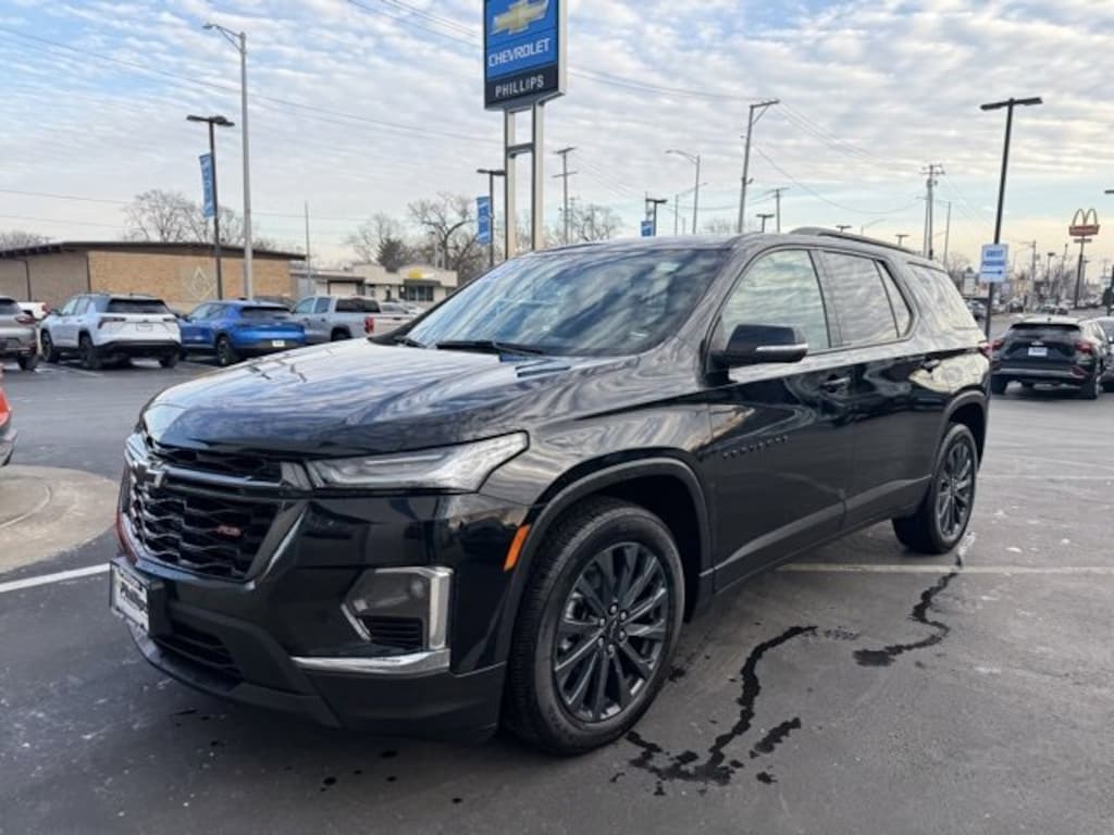Used 2023 Chevrolet Traverse RS SUV