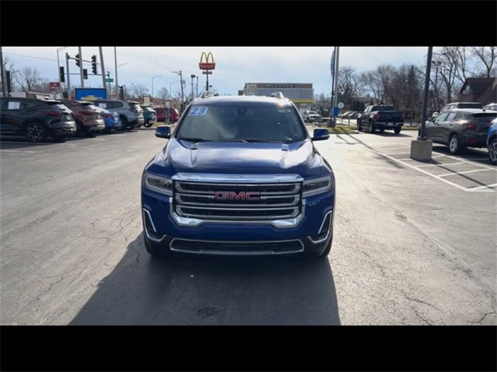 Used 2023 GMC Acadia SLE SUV