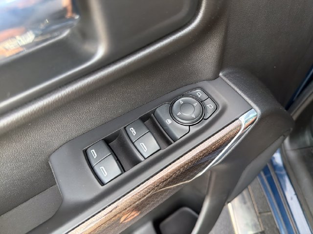 2020 Chevrolet Silverado 1500 LT - Photo 13