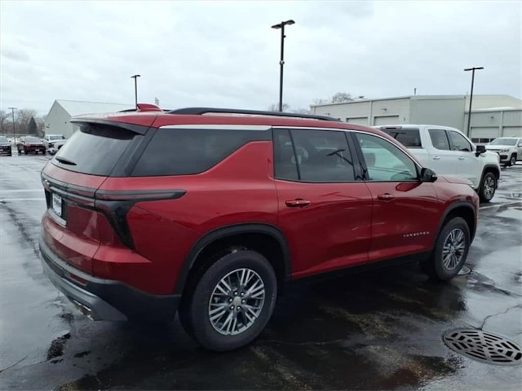New 2026 Chevrolet Traverse LT SUV