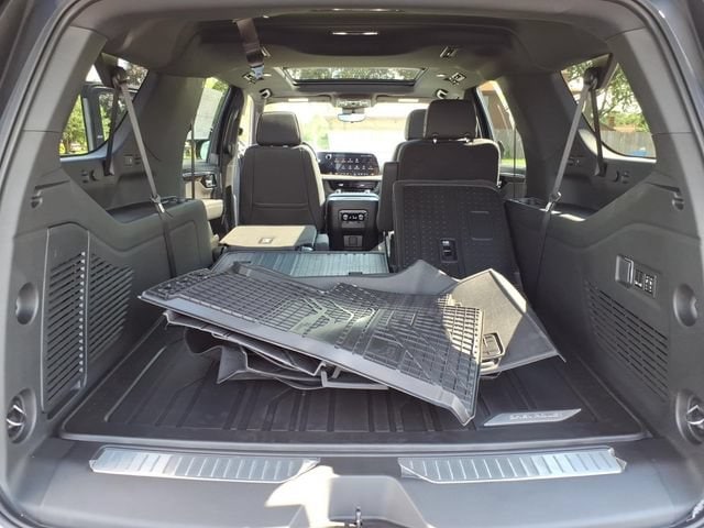 2026 Chevrolet Suburban High Country - Photo 9