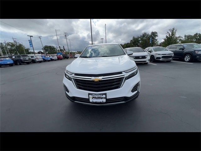 2023 Chevrolet Equinox LT photo 3