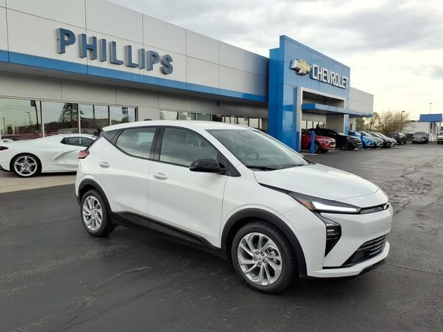 2027 Chevrolet Bolt EV LT Auto's photo