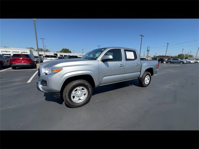 2022 Toyota Tacoma SR V6 photo 4