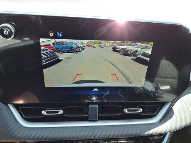 2026 Chevrolet Equinox LT - Photo 12