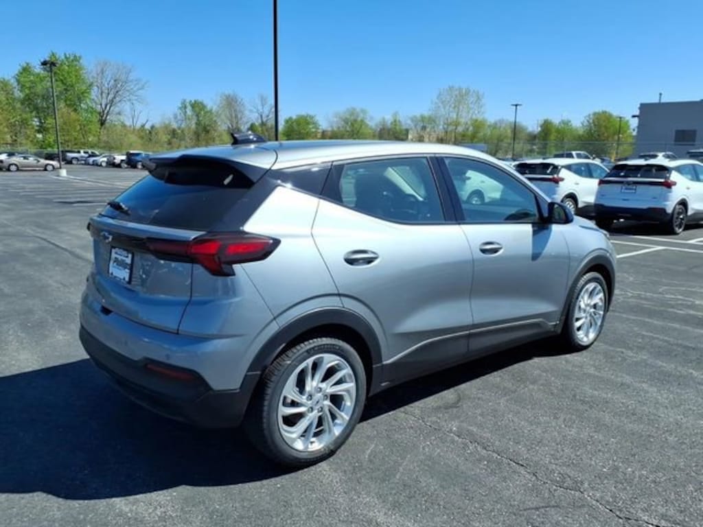 New 2027 Chevrolet Bolt LT SUV