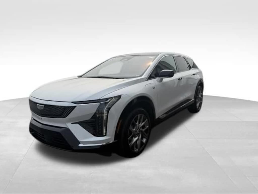 Used 2025 CADILLAC OPTIQ Luxury 2 SUV