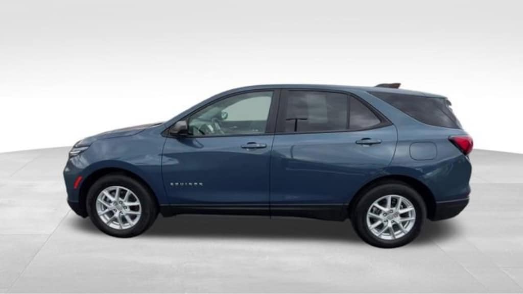 Used 2024 Chevrolet Equinox LS SUV