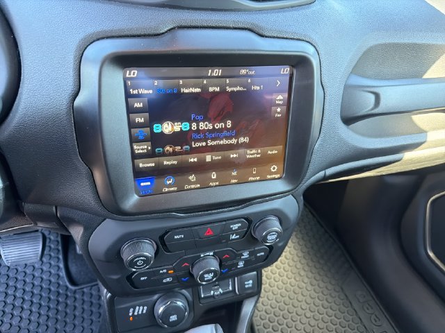 2023 Jeep Renegade Latitude - Photo 20