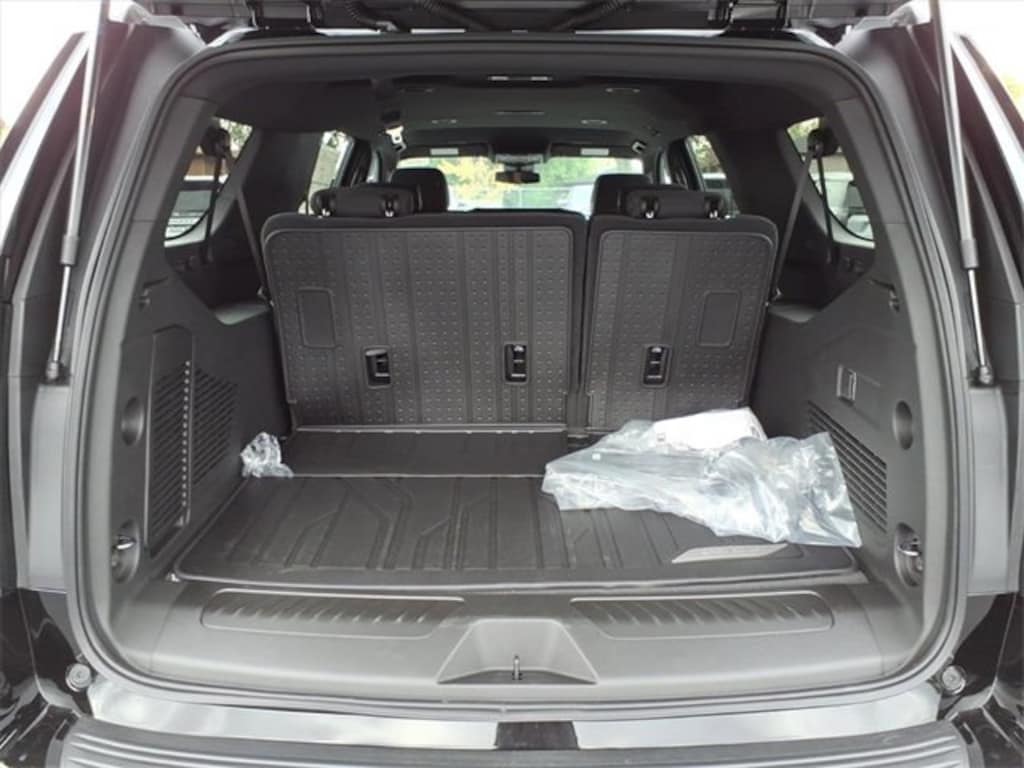 New 2026 Chevrolet Suburban LS SUV