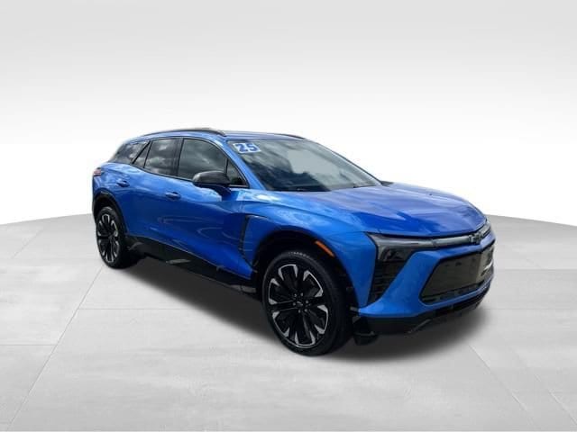 Used 2025 Chevrolet Blazer EV RS with VIN 3GNKD1RJ6SS120807 for sale in Lansing, IL