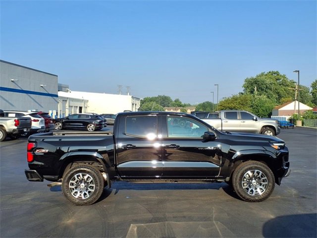 2026 Chevrolet Colorado Z71 photo 2
