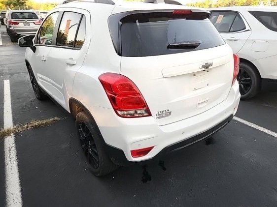 2022 Chevrolet Trax LT photo 3