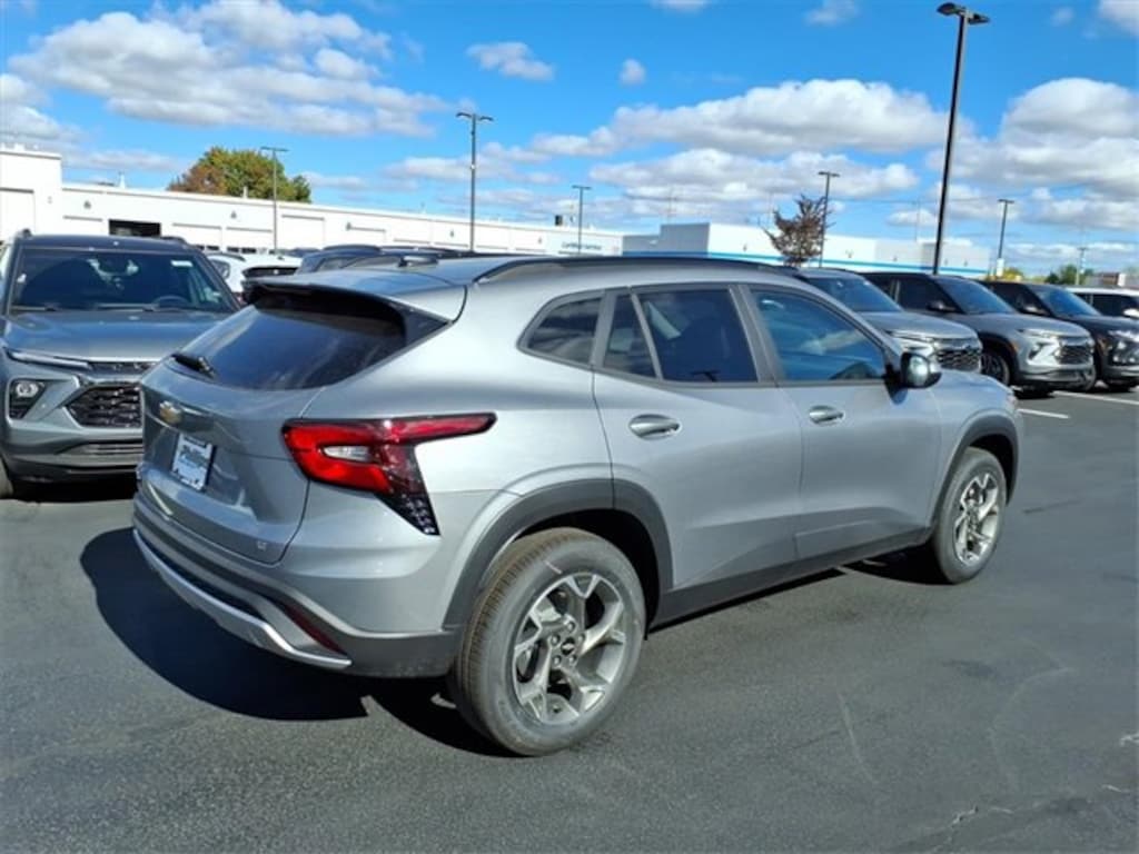 New 2026 Chevrolet Trax LT SUV