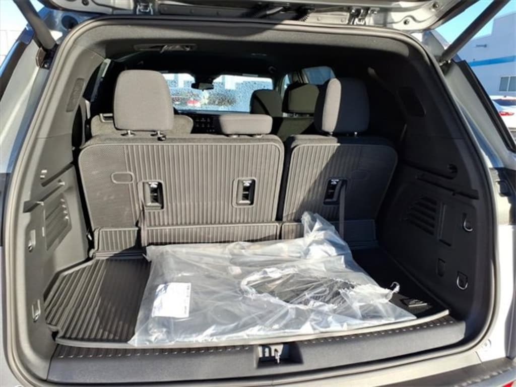 New 2026 Chevrolet Traverse LT SUV
