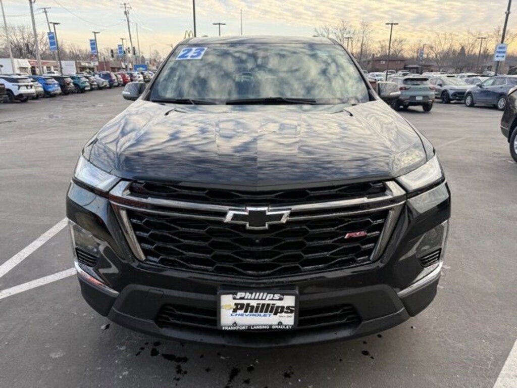 Used 2023 Chevrolet Traverse RS SUV
