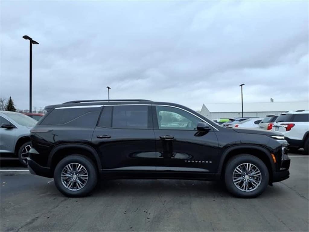 New 2026 Chevrolet Traverse LT SUV