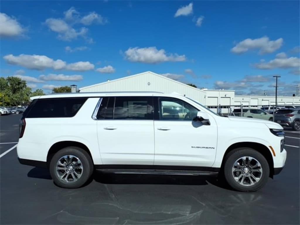 New 2026 Chevrolet Suburban LT SUV