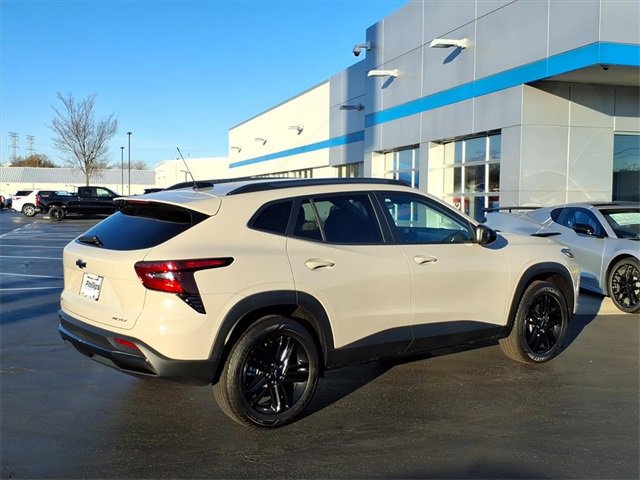 2026 Chevrolet Trax ACTIV photo 3