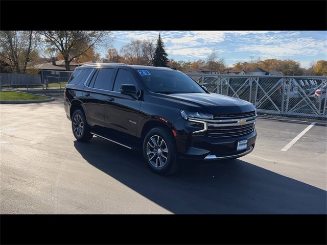 2023 Chevrolet Tahoe LT photo 2