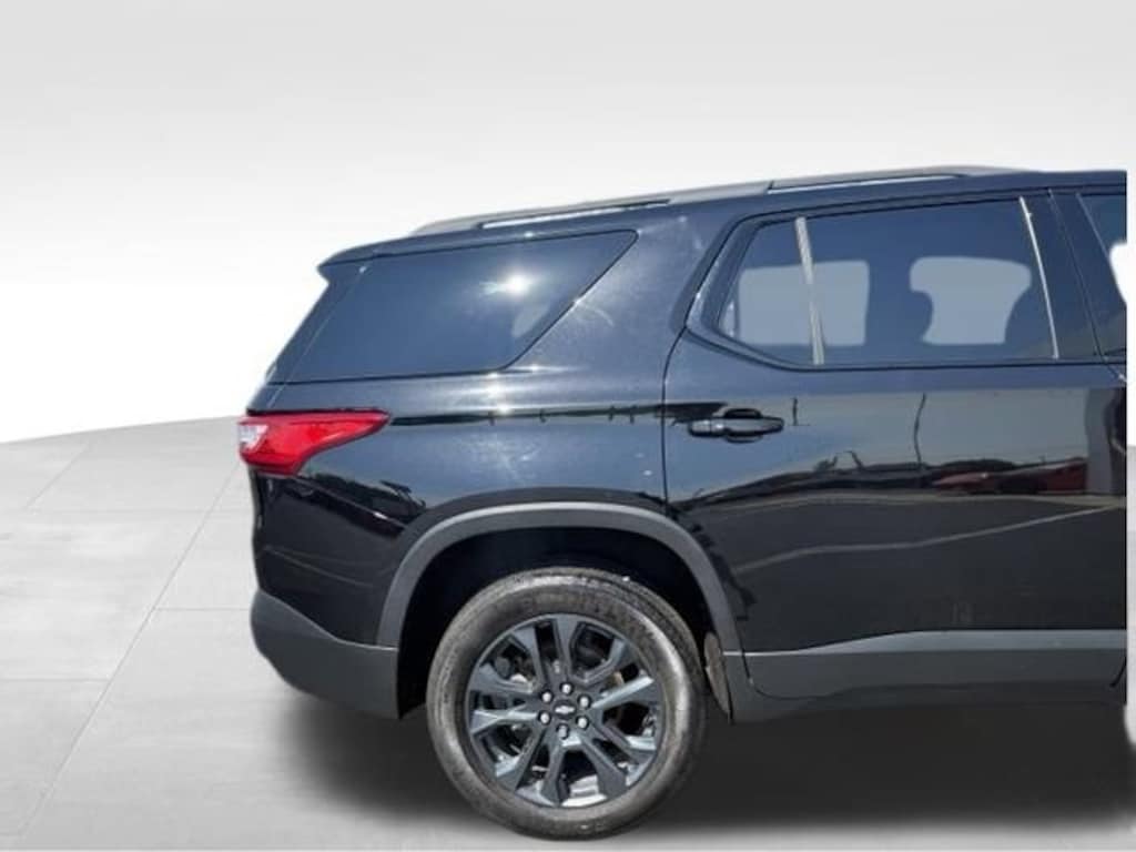 Used 2021 Chevrolet Traverse RS SUV