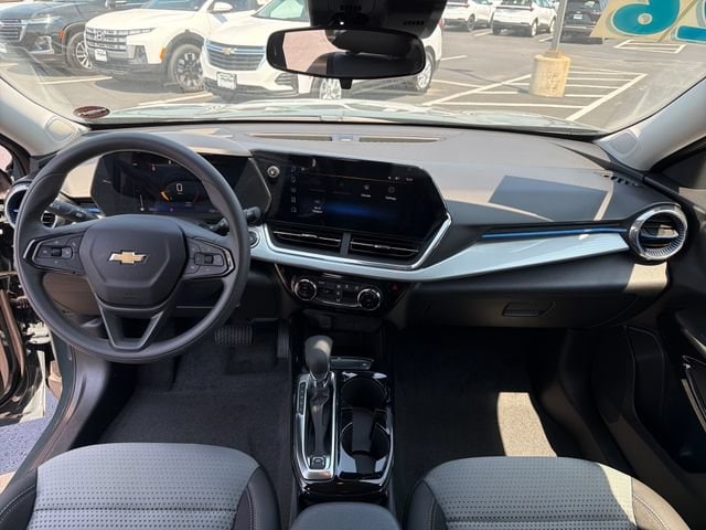 2026 Chevrolet Trax LT - Photo 14