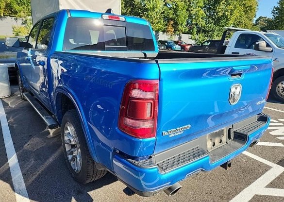 2022 Ram 1500 Laramie photo 2