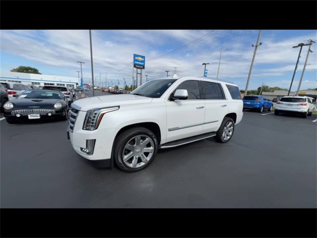 Used 2019 CADILLAC Escalade Luxury SUV