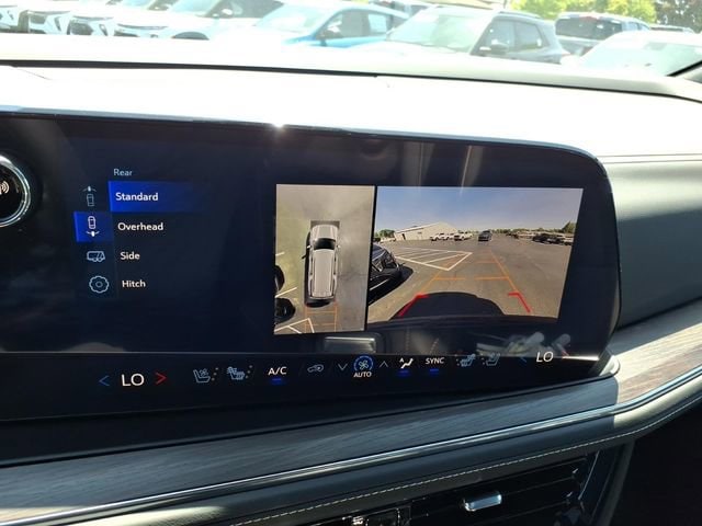2026 Chevrolet Suburban Premier - Photo 14
