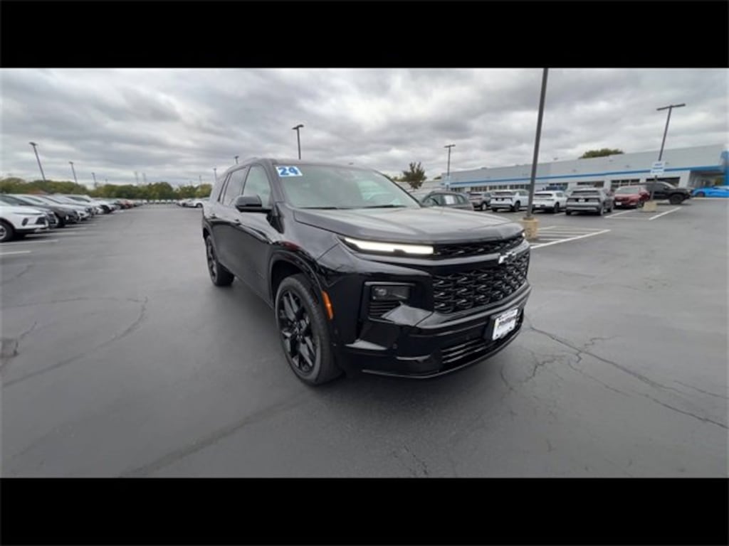 Used 2024 Chevrolet Traverse RS SUV