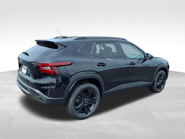 2026 Chevrolet Trax Activ - Photo 3