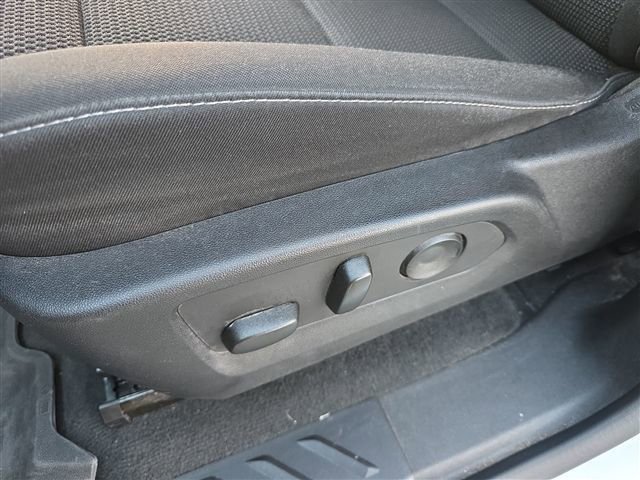 2023 Chevrolet Colorado LT - Photo 19
