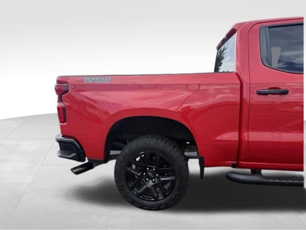 Used 2022 Chevrolet Silverado 1500 LT Trail Boss Truck Crew Cab