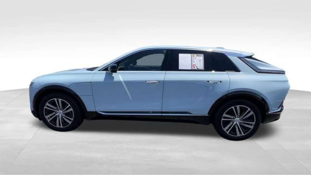 Used 2024 CADILLAC LYRIQ Luxury 1 SUV
